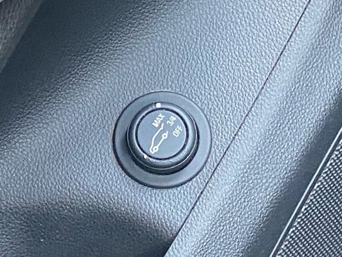 Used 2016 Buick Envision Premium AWD/4WD image 31