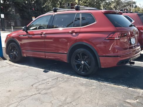 Used 2024 Volkswagen Tiguan SE R-Line image 6