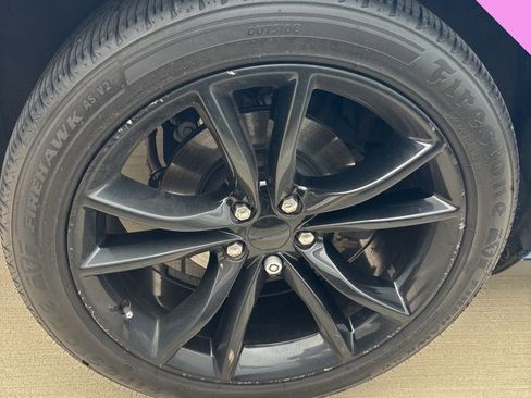 Used 2016 Dodge Challenger R/T w/ Driver Convenience Group image 15