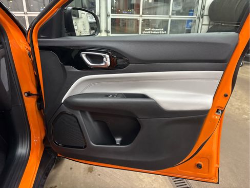 New 2026 Jeep Compass Limited image 39