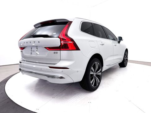 Used 2023 Volvo XC60 B5 Plus w/ Protection Package Premier FWD image 17
