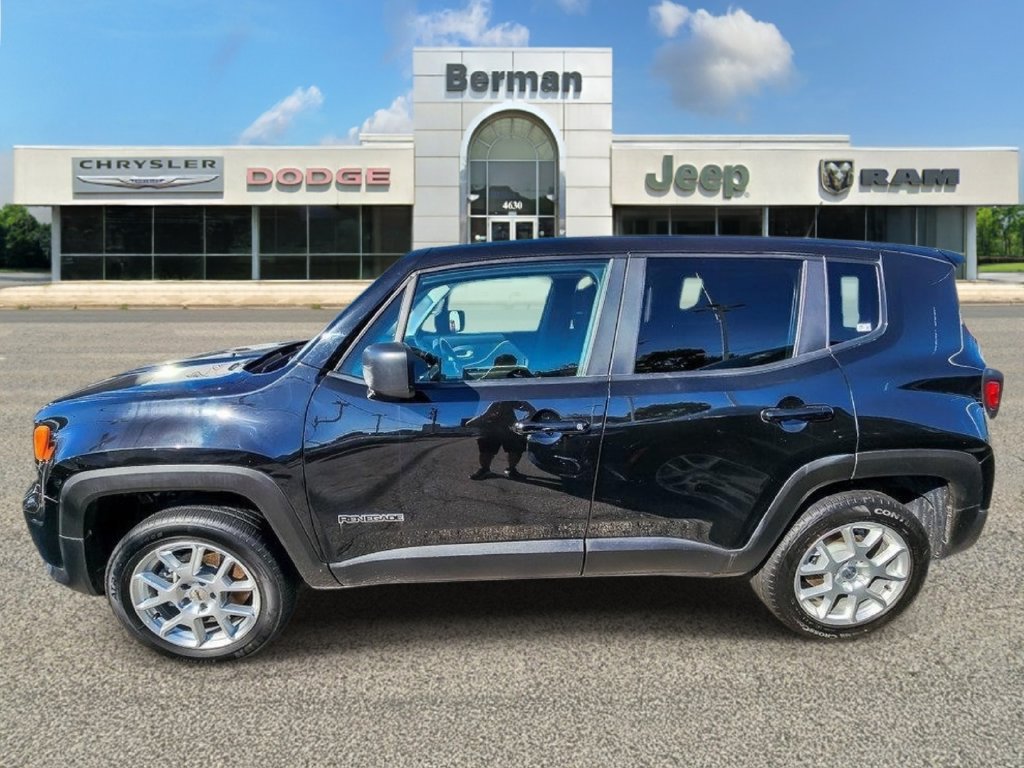 Certified 2023 Jeep Renegade Latitude AWD/4WD image 6