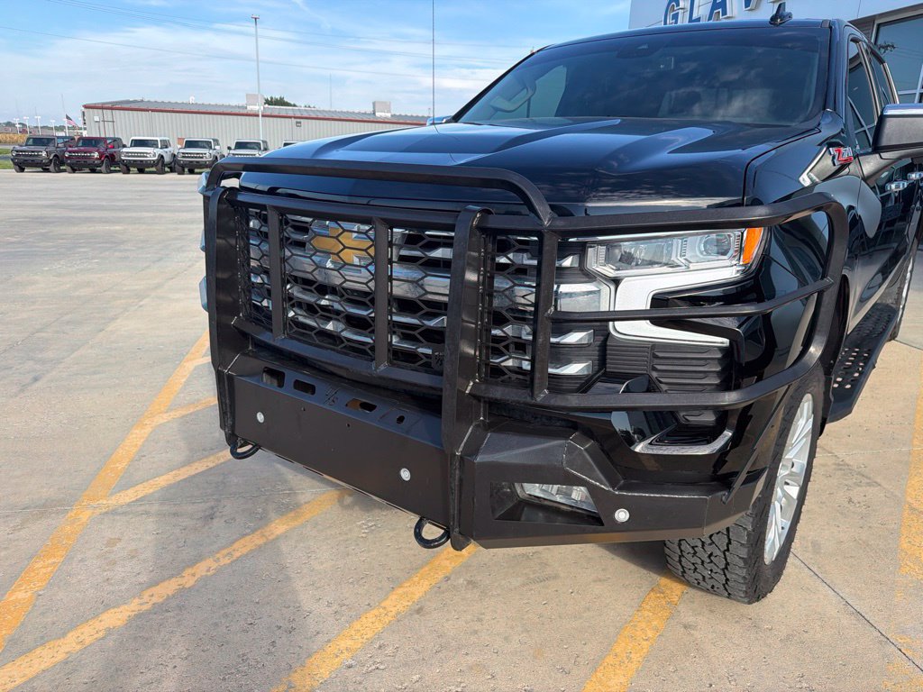Used 2024 Chevrolet Silverado 1500 LTZ w/ LTZ Convenience Package II AWD/4WD image 12