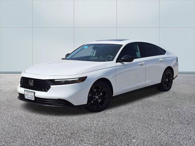Certified 2025 Honda Accord SE image 1