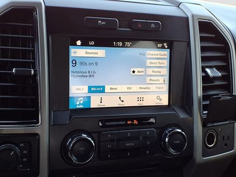 Used 2018 Ford F150 Lariat image 25