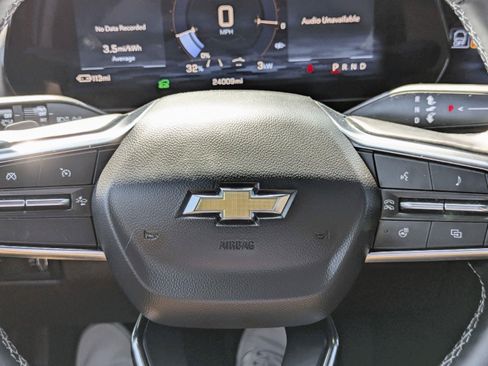 Certified 2024 Chevrolet Equinox EV LT FWD image 21