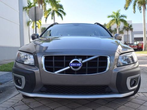 Used 2011 Volvo XC70 3.2 w/ Premium Pkg image 34