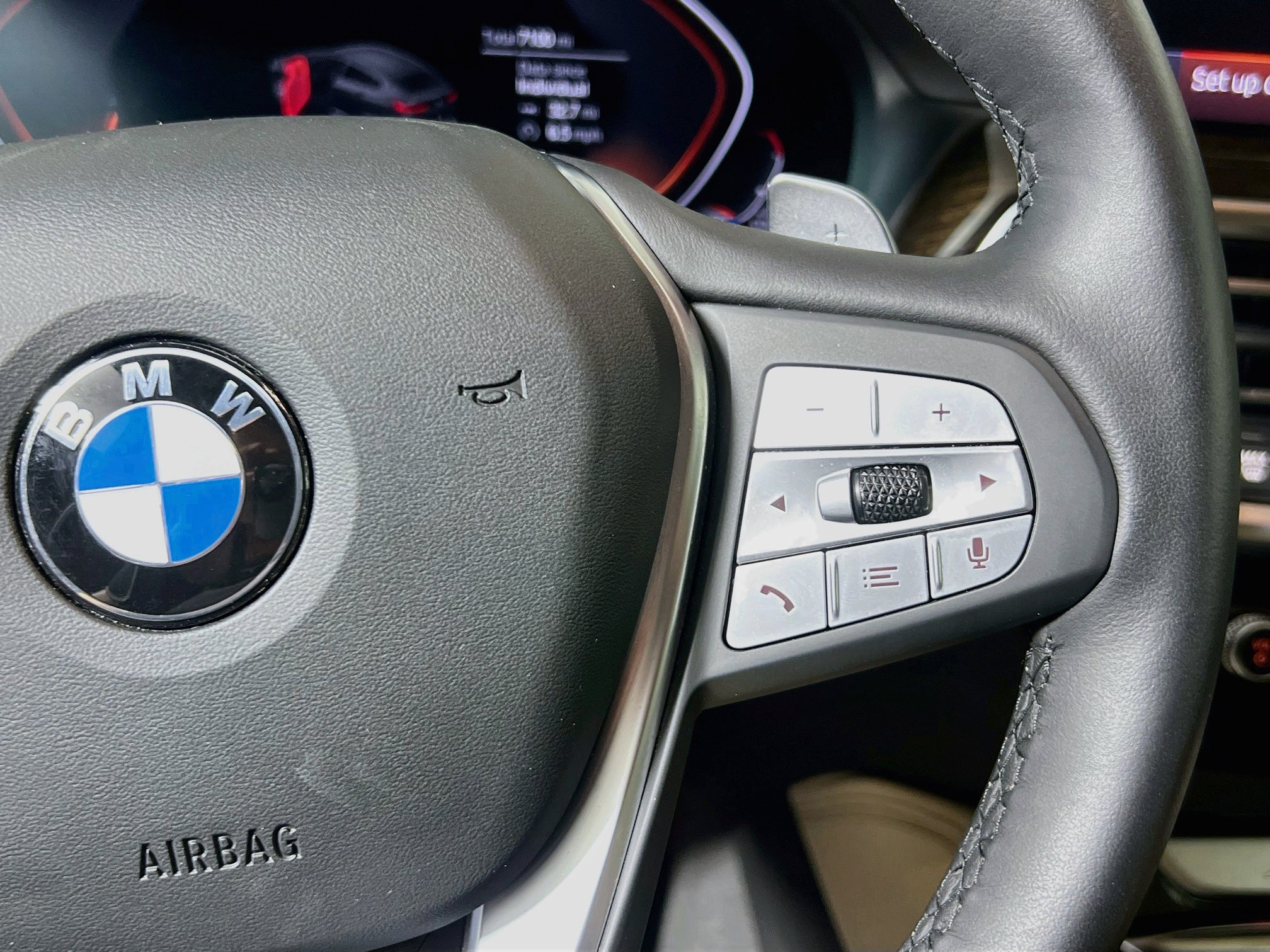 Used 2025 BMW X4 xDrive30i AWD/4WD image 10