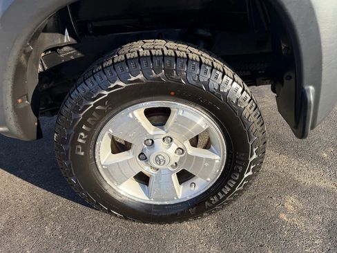 Used 2013 Toyota Tacoma 4x4 Double Cab w/ TRD Sport Pkg image 42