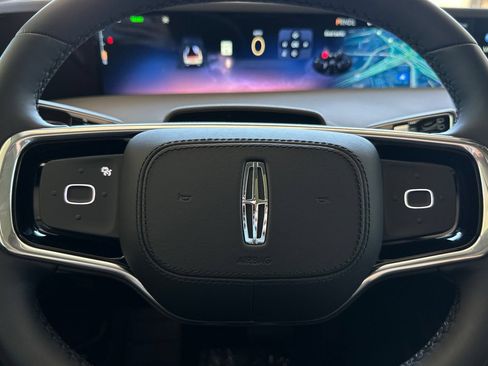 New 2026 Lincoln Nautilus Reserve AWD/4WD image 23