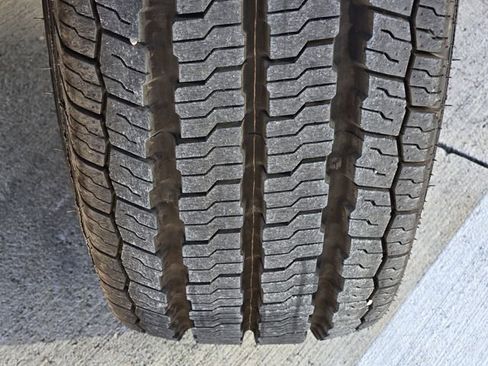 Used 2025 RAM ProMaster 2500 w/ Premium Convenience Group image 12