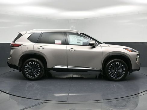 New 2026 Nissan Rogue Platinum w/ Tech Package image 29