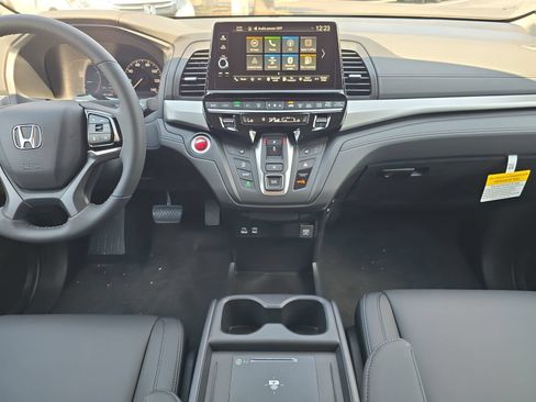 New 2026 Honda Odyssey EX-L image 13
