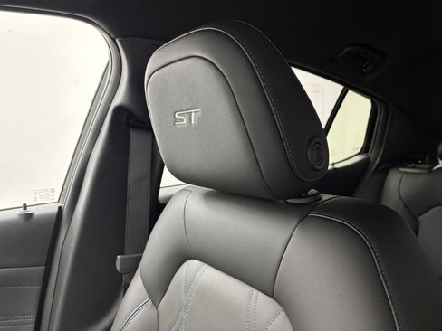 New 2026 Buick Envista Sport Touring w/ Convenience I Package FWD image 38
