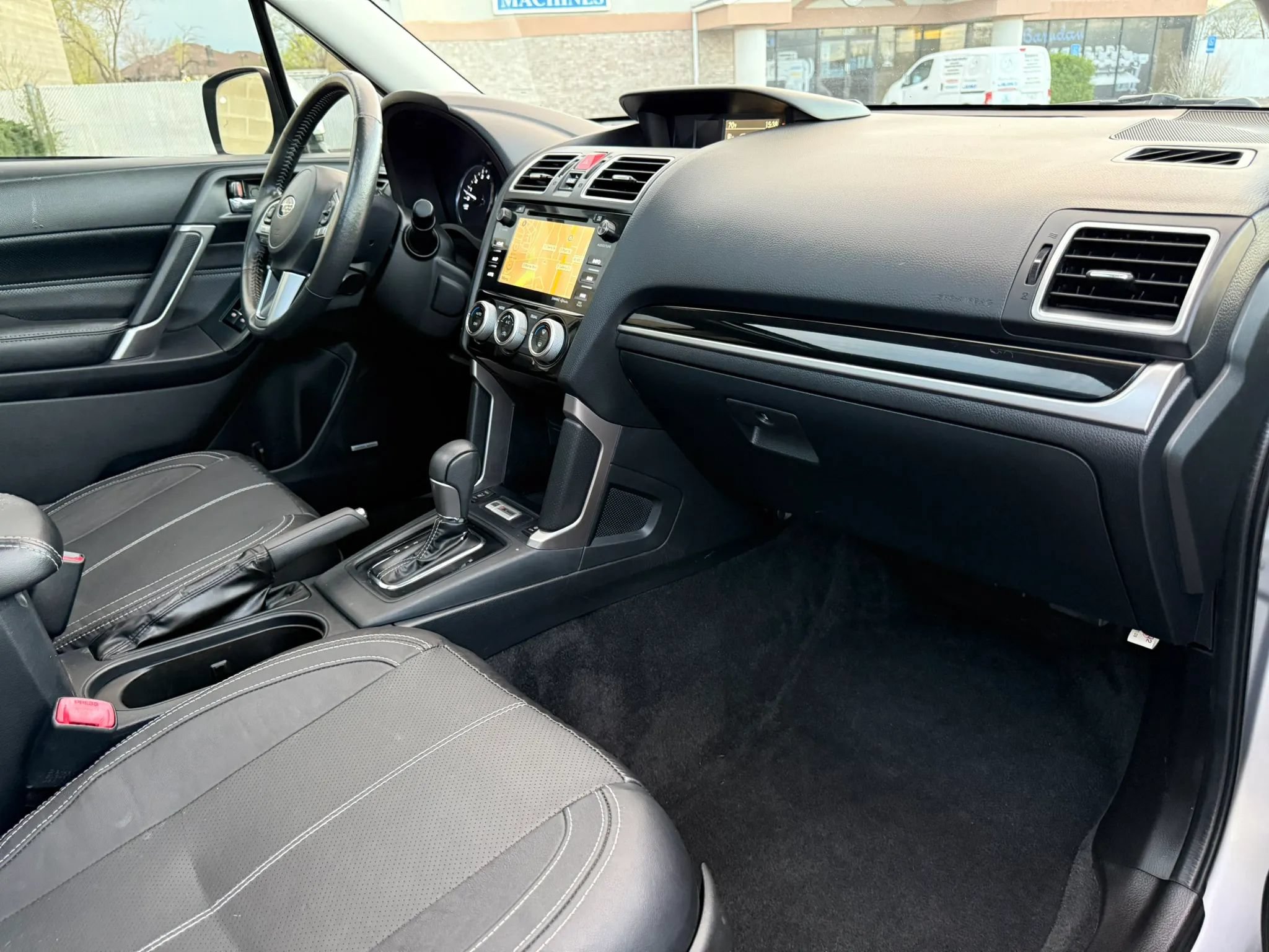 Used 2017 Subaru Forester 2.5i Touring AWD/4WD image 15