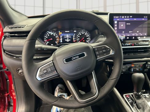 New 2026 Jeep Compass Limited AWD/4WD image 16