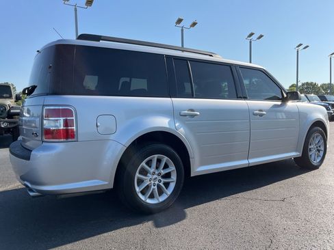 Used 2019 Ford Flex SE FWD image 59