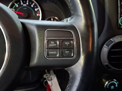 Used 2017 Jeep Wrangler Sport AWD/4WD image 21