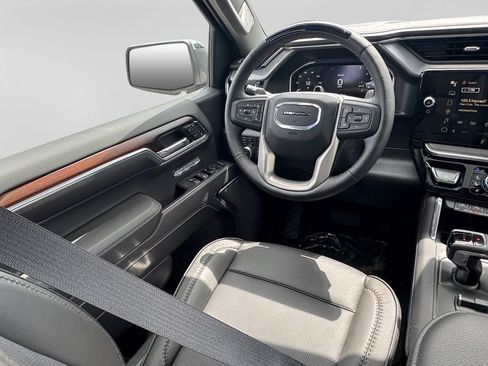 New 2026 GMC Sierra 1500 Denali AWD/4WD image 16