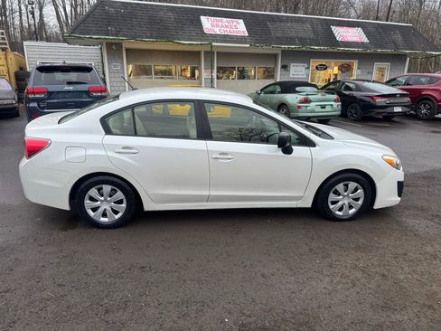 Used 2013 Subaru Impreza 2.0i image 12