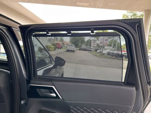 New 2025 Mitsubishi Outlander SEL Black Edition image 37