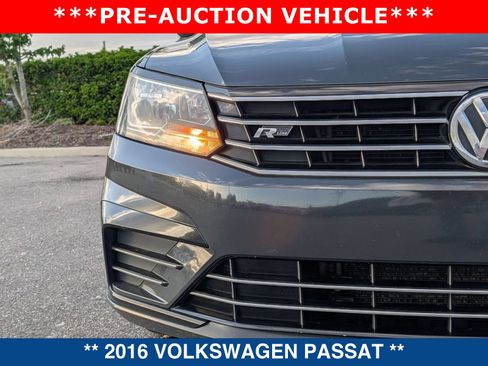 Used 2016 Volkswagen Passat 1.8T R-Line FWD image 9