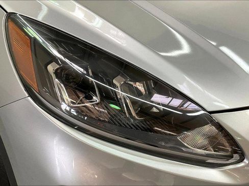 Used 2022 Ford Escape S image 27