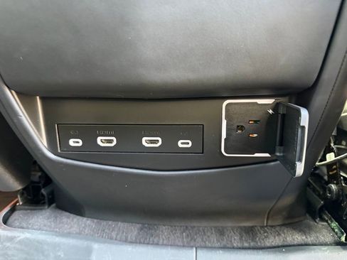 Used 2024 Cadillac Escalade ESV Sport Platinum w/ LPO, ONYX Package image 37