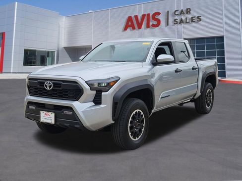Used 2024 Toyota Tacoma TRD Off-Road AWD/4WD image 1