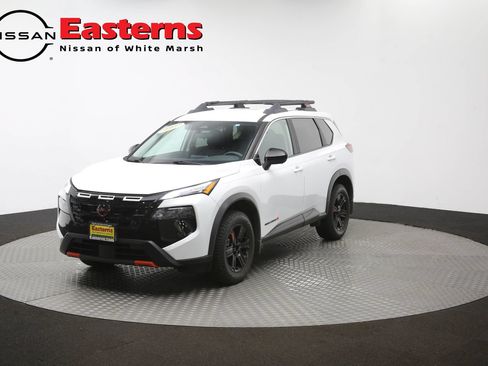 Used 2025 Nissan Rogue SV AWD/4WD image 53
