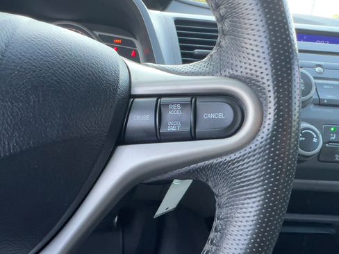 Used 2010 Honda Civic EX-L image 16