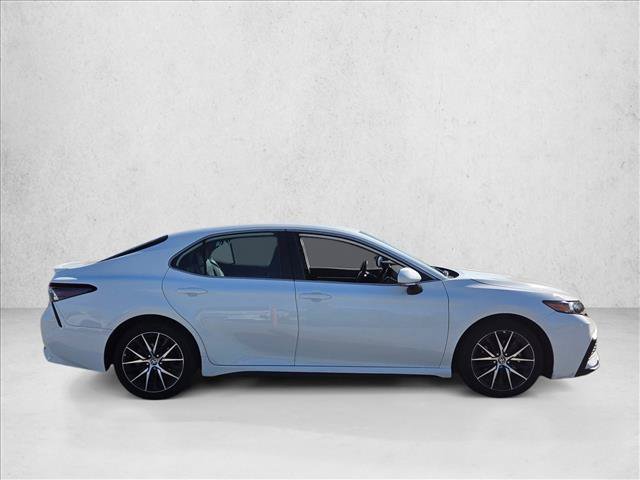 Used 2024 Toyota Camry SE w/ Blackout Package (TMS) FWD image 5