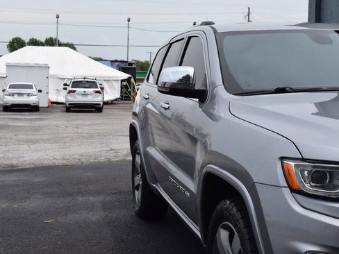 Used 2015 Jeep Grand Cherokee Overland image 17