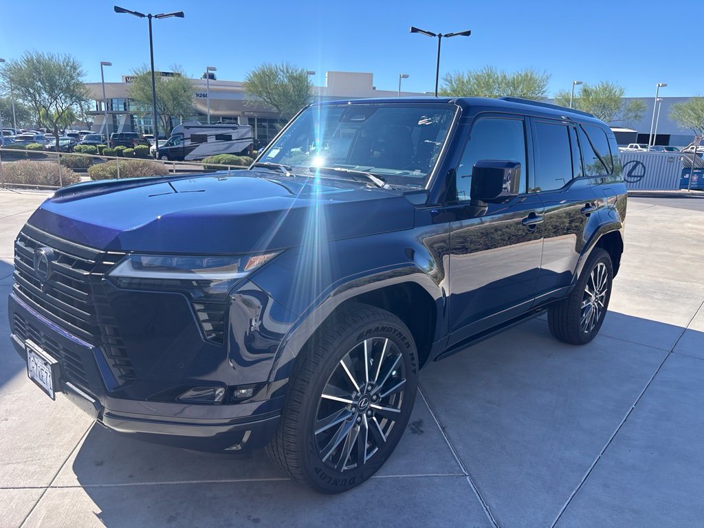 Used 2026 Lexus GX 550 w/ Accessory Package (2T) AWD/4WD image 1