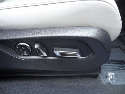 Used 2024 Acura MDX FWD w/ Technology Package image 18