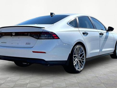 Used 2023 Honda Accord Sport image 6