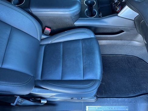 Used 2024 Chevrolet Tahoe Z71 w/ Luxury Package image 14