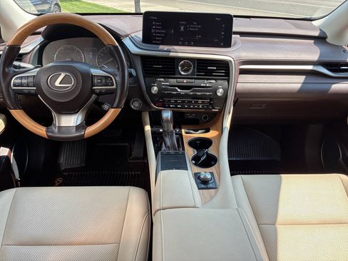 Used 2020 Lexus RX 350L Premium w/ Premium Package AWD/4WD image 9
