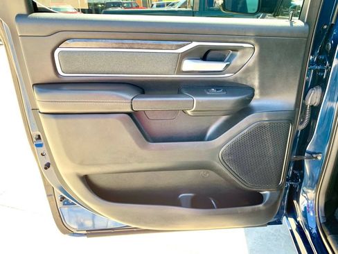 Used 2022 RAM 1500 Big Horn AWD/4WD image 17