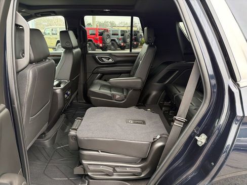 Used 2021 Chevrolet Tahoe LT w/ LT Signature Package RWD image 25