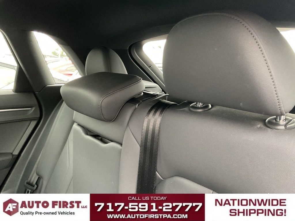 Used 2020 Audi Q3 2.0T Premium Plus w/ Premium Plus Package AWD/4WD image 11