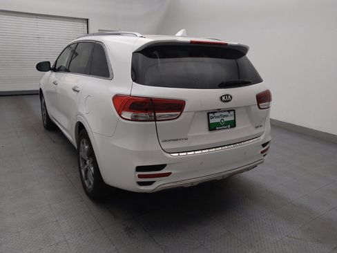 Used 2017 Kia Sorento SX FWD image 5
