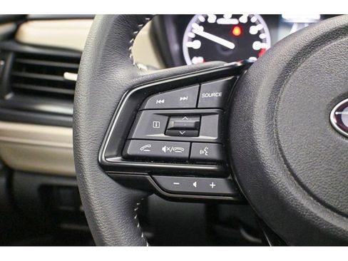 Used 2025 Subaru Forester Premium image 22