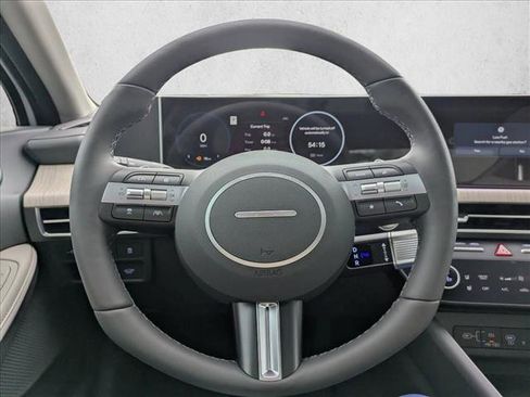New 2025 Hyundai Sonata Limited image 11