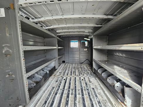 Used 2020 Nissan NV 1500 S RWD image 18