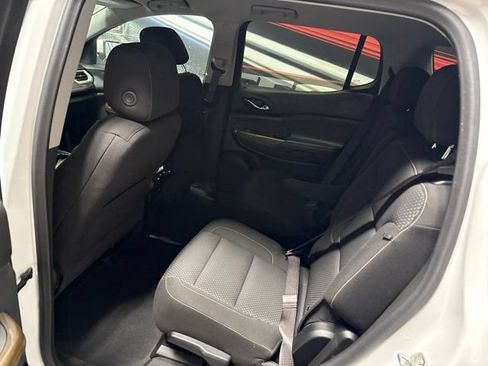 Used 2023 GMC Acadia SLE w/ Driver Convenience Package AWD/4WD image 9