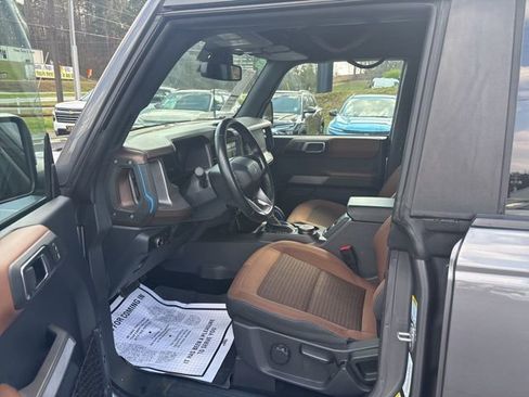 Used 2023 Ford Bronco Outer Banks w/ Sasquatch Package image 18