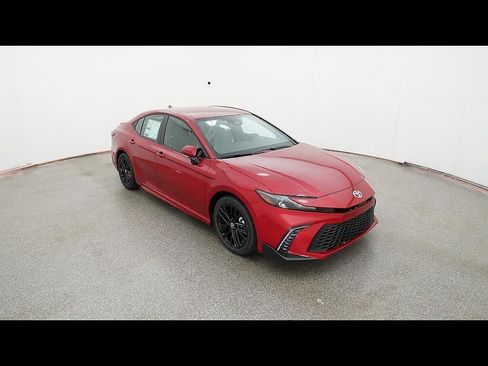 Used 2026 Toyota Camry SE FWD image 15