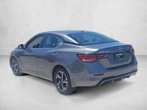 Used 2025 Nissan Sentra SV w/ All-Weather Package FWD image 7