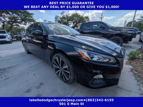 Used 2020 Nissan Altima 2.0 SR image 1
